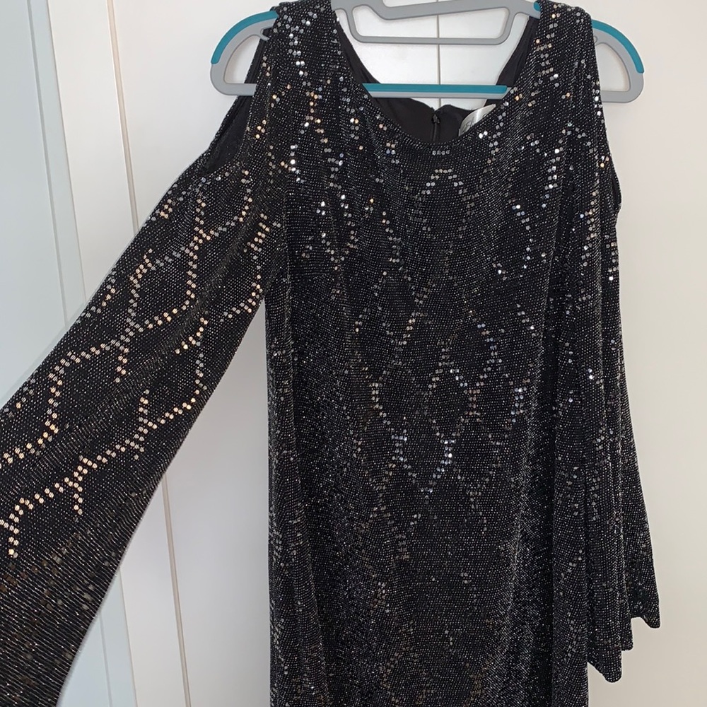 Black and white long sleeve sequin dress